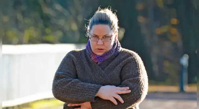 Mujer de Inglaterra pide someterse a detector de mentiras para salir de la cárcel