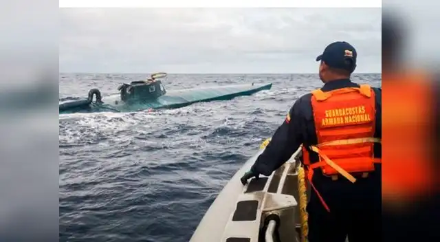 España: Interceptaron el primer narcosubmarino de Europa con 3 mil kilos de cocaína España: Interceptaron el primer narcosubmarino de Europa con 3 mil kilos de cocaína