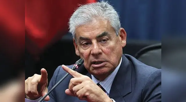 Testigos informan cómo la  Diviac captura a César Villanueva en la Choza Náutica