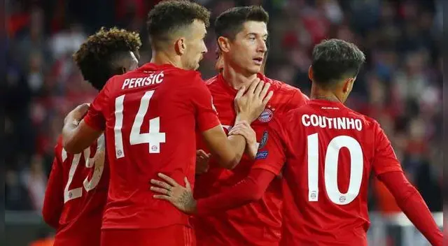 Robert Lewandowski igualó récord de Lionel Messi tras anotar cuatro goles con el Bayern Múnich Robert Lewandowski igualó récord de Lionel Messi tras anotar cuatro goles con el Bayern Múnich