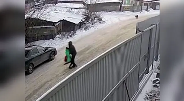 Joven de 16 años rescata a niña de pedófilo Joven de 16 años rescata a niña de pedófilo