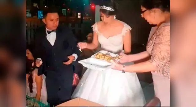 Recién casados comparten comida en hospital infantil de México [VIDEO]