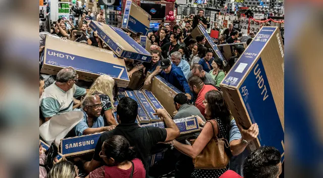 Como complemento a esta festividad consumista también existe el “Ciberlunes” Como complemento a esta festividad consumista también existe el “Ciberlunes”