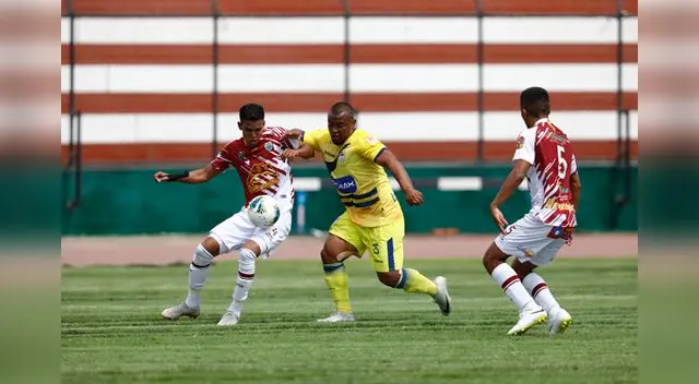 Carlos Stein ganó 2-1 a los Chavelines. FOTO: LIBERO