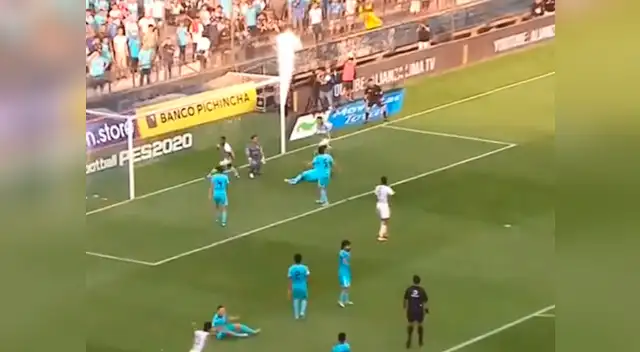 Aldair Fuentes aprovechó un descuido de la defensa rimense