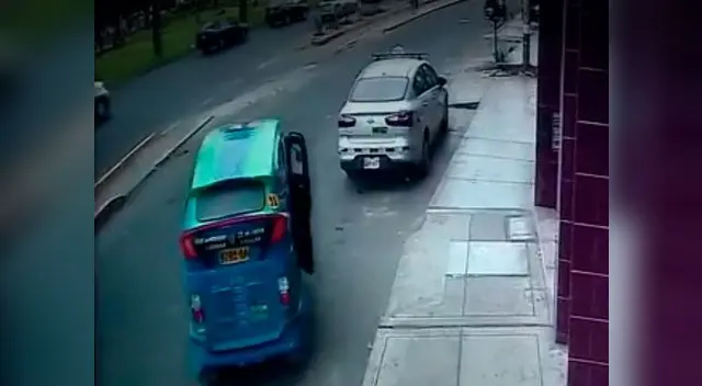 El mototaxi estaba estacionado en la av. Universitaria