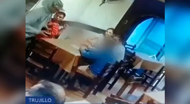 Trujillo: Delincuentes armados roban restaurante en 40 segundos