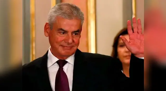 César Villanueva estará libre, pero afrontará los delitos en su contra sin salida al país