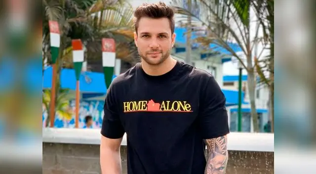 Nicola anuncia hará su carrera en el extranjero