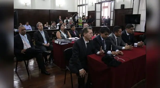 Poder Judicial determinó impedimento de salida de 18 meses contra César Villanueva, José Zurita, Rossel Alvarado y Ronald Chafloque Poder Judicial determinó impedimento de salida de 18 meses contra César Villanueva, José Zurita, Rossel Alvarado y Ronald Chafloque