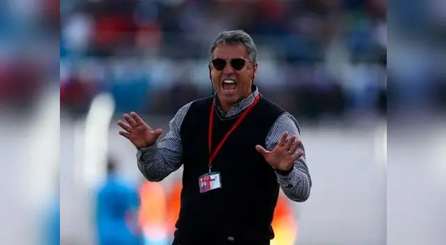 Pablo Bengoechea furioso con el VAR