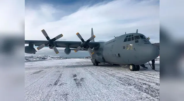 En el avión Hércules FACH se encontraban 17 tripulantes y 21 pasajeros