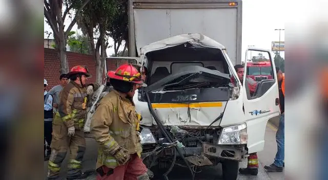 Bomberos rescataron a la familia venezolana Bomberos rescataron a la familia venezolana