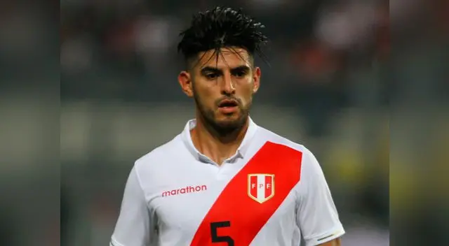 Carlos Zambrano llevó viveres a personas afectadas por el incendio en el Callao