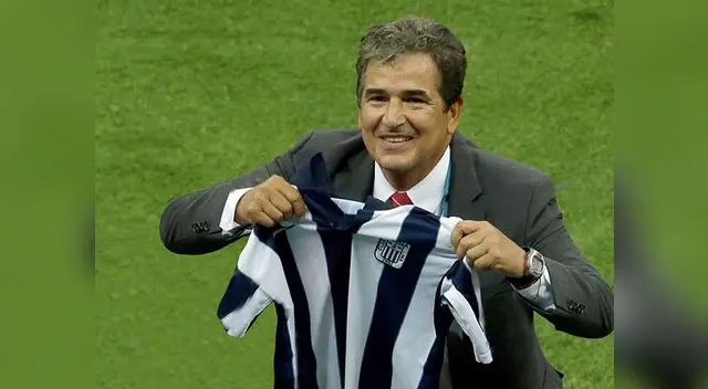 Jorge Luis Pinto aconsejo a blanquiazules manejar la calma y evitar jugar alocadamente