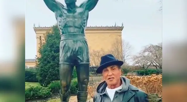 Sylvester Stallone sorprendió a todos sus fans con su visita a la estatua de Rocky Balboa en Filadelfia