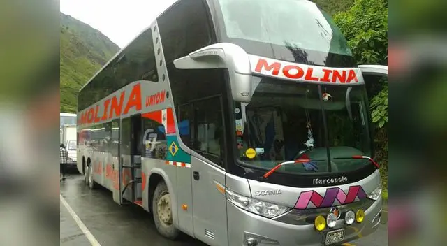 Policías detienen a universitario que llevaba droga en rollo de púas con destino a Lima Policías detienen a universitario que llevaba droga en rollo de púas con destino a Lima