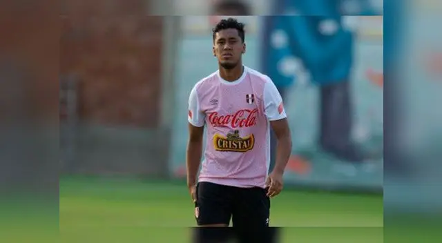 Renato Tapia podría llegar a Boca Juniors y disputar la Copa Libertadores 2020 Renato Tapia podría llegar a Boca Juniors y disputar la Copa Libertadores 2020