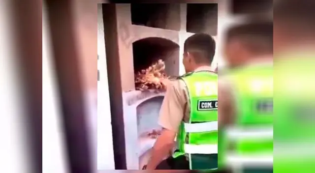 Con uniforme de servicio, los policías tuvieron una mala actitud