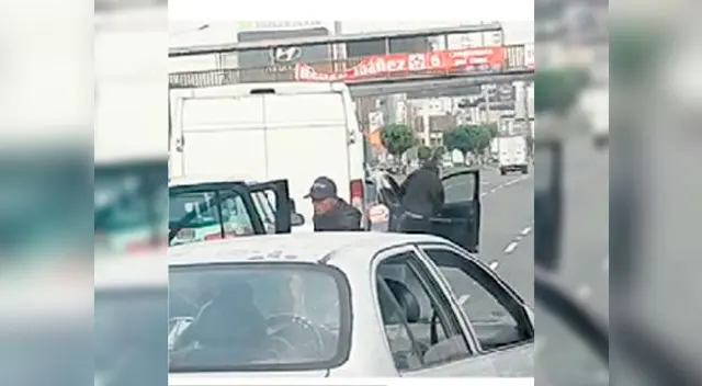 Se llevan consolas de juego valorizadas en 300 mil soles Se llevan consolas de juego valorizadas en 300 mil soles