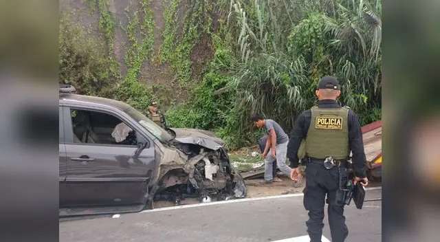 Pareja de jovenes choca contra muro de la Costa Verde [FOTO Y VIDEO]
