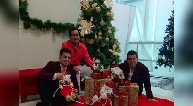 Don Víctor con sus hijos "Vitucho" y Donald, heredos de la tradición musical