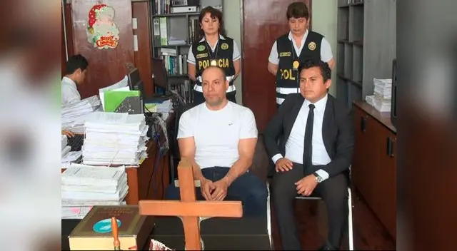 El abogado Adolfo Bazán ante la jueza del Sétimo Juzgado Penal de Lima El abogado Adolfo Bazán ante la jueza del Sétimo Juzgado Penal de Lima