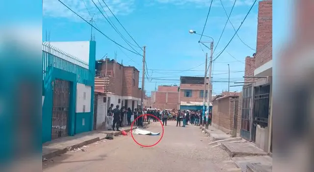 Mujer murió en vía pública Mujer murió en vía pública