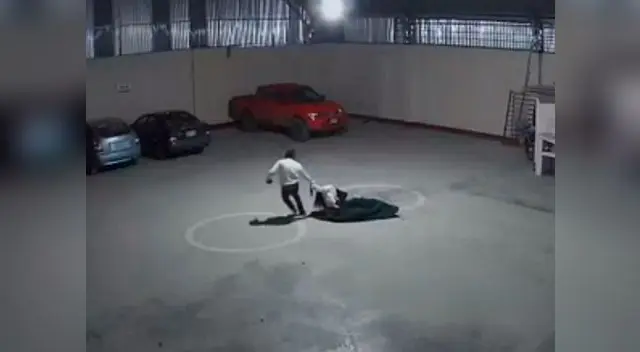 El sujeto logro escapar abordo de una camioneta negra con la mujer con rumbo desconocido