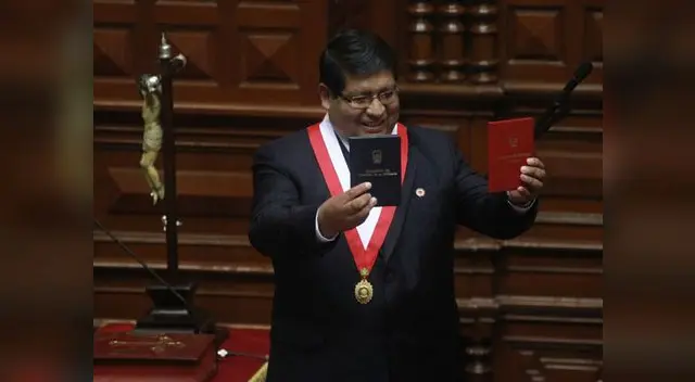 Valqui, en su hoja de vida, presentada este año, no precisó que haya sido condenado por proxenetismo Valqui, en su hoja de vida, presentada este año, no precisó que haya sido condenado por proxenetismo