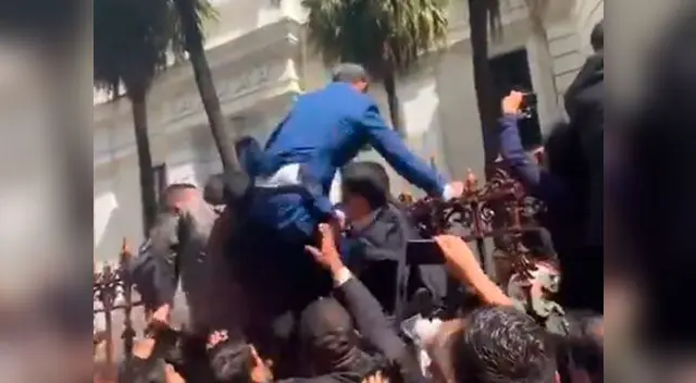 La oposición denunció el hecho como “un golpe parlamentario”