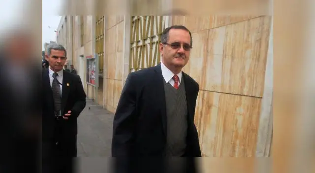 Marco Falconí es cuestionado por integrar la JNJ