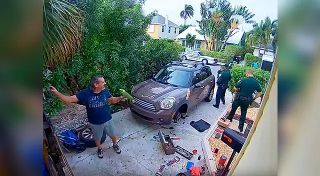 “Les presenté a los agentes a Rambo y todos nos reímos”, indicó el dueño del ave