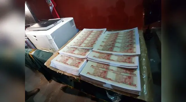 Mujer con billetes falsos es detenida por personal de inteligencia en La Victoria [VIDEO]