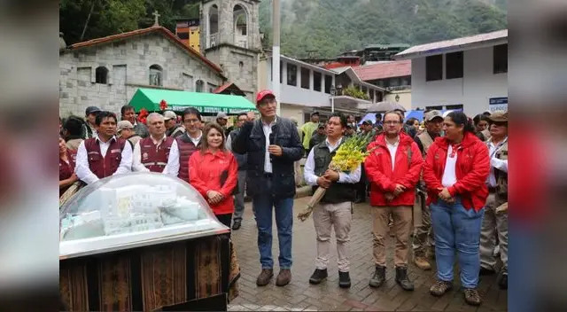 Presidente, Martín Vizcarra en construcción de centro de salud en Machu Picchu Presidente, Martín Vizcarra en construcción de centro de salud en Machu Picchu