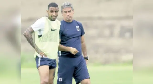 El Profesor espera que la rompan en Alianza. Hoy sigue pretemporada en Cieneguilla