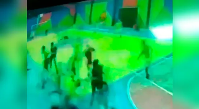 Los violentos agresores escaparon rápido del polideportivo una vez perpetrado el ataque Los violentos agresores escaparon rápido del polideportivo una vez perpetrado el ataque