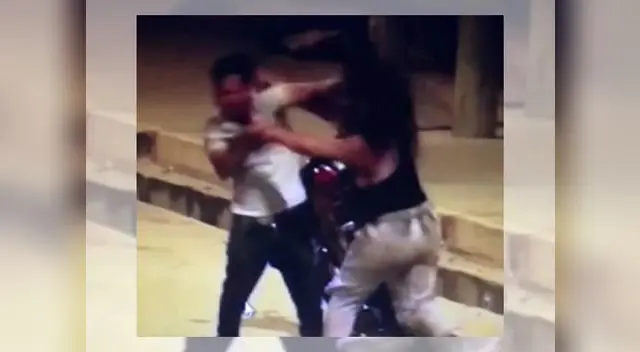 Mujer era agredida por su pareja hasta que lo hizo huir a puñetazos [VIDEO]