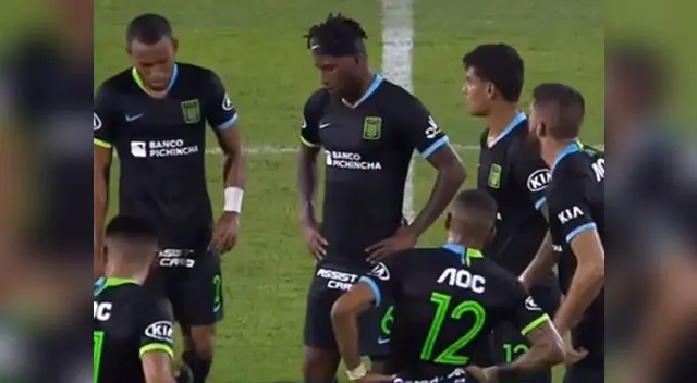 Alianza Lima se presentó ante su hinchada Alianza Lima se presentó ante su hinchada