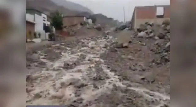 Huaico afectó cuatro casas, un comedor popular y un centro educativo Huaico afectó cuatro casas, un comedor popular y un centro educativo