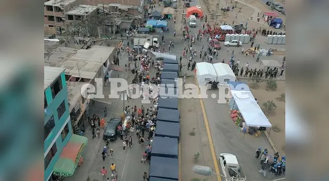 En el lugar de acopio del incendio de Villa El Salvador se ha generado una trifulca por las donaciones y distribución de las mismas. En el lugar de acopio del incendio de Villa El Salvador se ha generado una trifulca por las donaciones y distribución de las mismas.