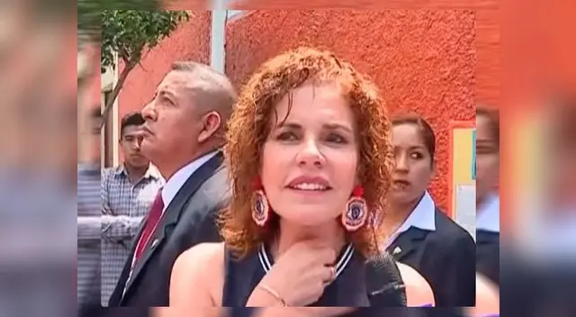 Mercedes Araoz con renovado look Mercedes Araoz con renovado look