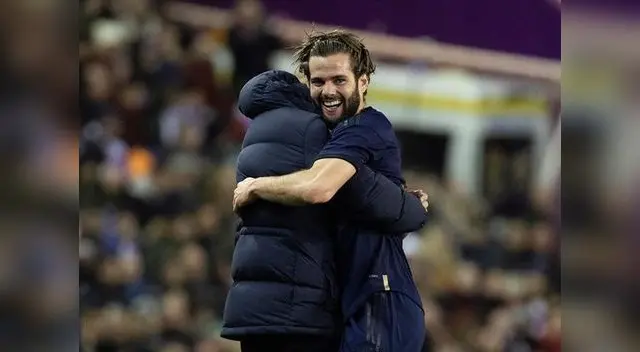 Nacho celebra su tanto junto a Zidane Nacho celebra su tanto junto a Zidane