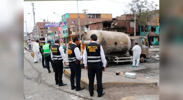 Deflagración en Villa El Salvador cobró hasta el momento la vida de 20 personas Deflagración en Villa El Salvador cobró hasta el momento la vida de 20 personas