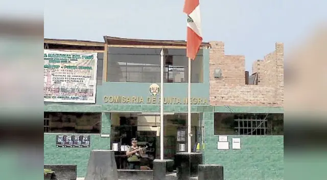 Pepeo a jóvenes que salían de discoteca Pepeo a jóvenes que salían de discoteca