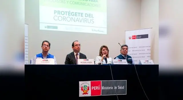 Ministra Elizabeth Hinostroza en taller informativo sobre el coronavirus Ministra Elizabeth Hinostroza en taller informativo sobre el coronavirus