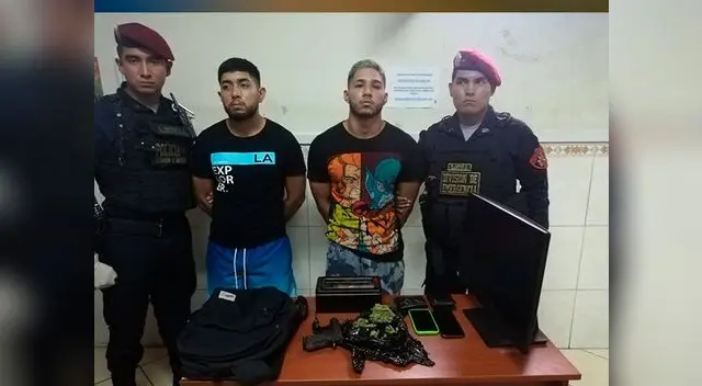 Los dos delincuentes tenían una arma abastecida con ocho municiones y 150 gamos de marihuana Los dos delincuentes tenían una arma abastecida con ocho municiones y 150 gamos de marihuana