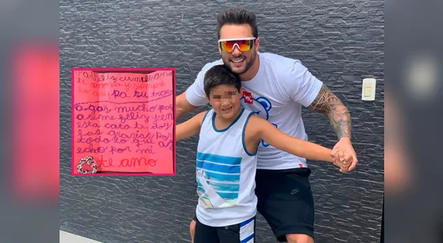 ¡No pudo dejar de mostrar su cariño en este día! ¡No pudo dejar de mostrar su cariño en este día!