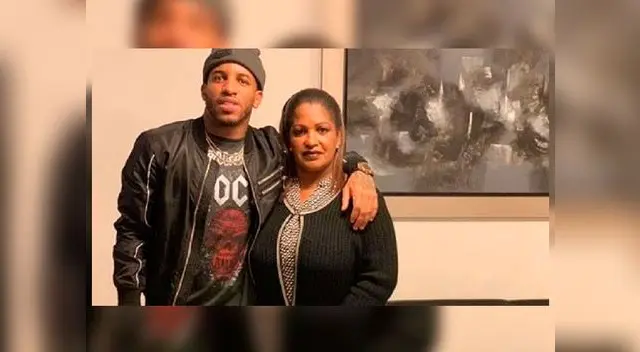 Jefferson Farfán recordó todo lo que su mamá hizo por él Jefferson Farfán recordó todo lo que su mamá hizo por él
