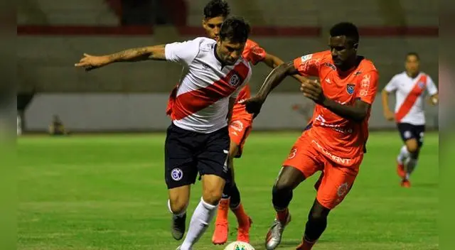 Municipal debutó empatando con Vallejo y ahora recibe sanción de Comisión de Licencias. FOTO: Jaime Mendoza